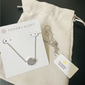 NWT Kendra Scott Tess Pendant Necklace, Rhodium Plated, Platinum Drusy